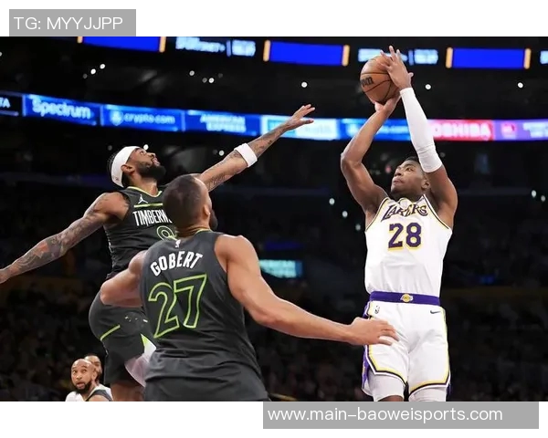 八村塁谈与东契奇的友谊:自然相处让我忘记他比我年轻 八村塁谈与东契奇的友谊:自然相处让我忘记他比我年轻