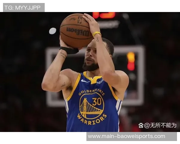 科尔盛赞巴特勒为顶级单打球员我们将围绕他与库里打造球队核心 科尔盛赞巴特勒为顶级单打球员我们将围绕他与库里打造球队核心