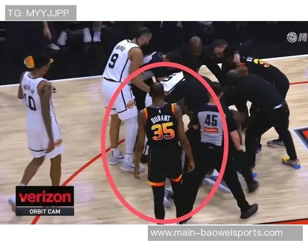 杜兰特谈末节表现提升通过侵略性引发对方包夹助队友创造机会 杜兰特谈末节表现提升通过侵略性引发对方包夹助队友创造机会