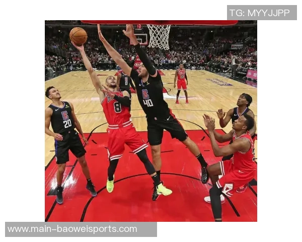 林加德绝杀时刻错失良机仰天长叹抱头难以置信的瞬间