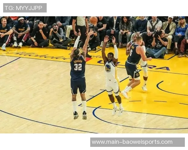 勇士连胜湖人和掘金苏群称其为今年黑马球队之一 勇士连胜湖人和掘金苏群称其为今年黑马球队之一