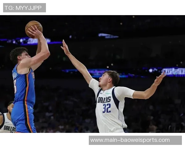 浓眉挡拆展现强大防守弗拉格精准三分助攻球队逆转局势 浓眉挡拆展现强大防守弗拉格精准三分助攻球队逆转局势